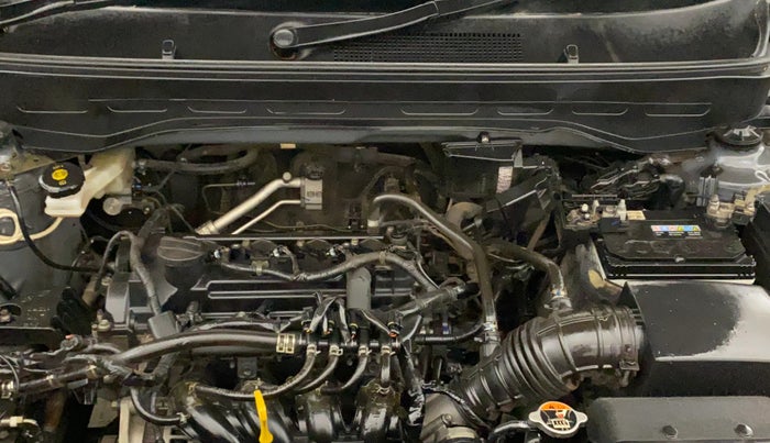 2022 Hyundai VENUE S+ 1.2, CNG, Manual, 56,314 km, Engine View