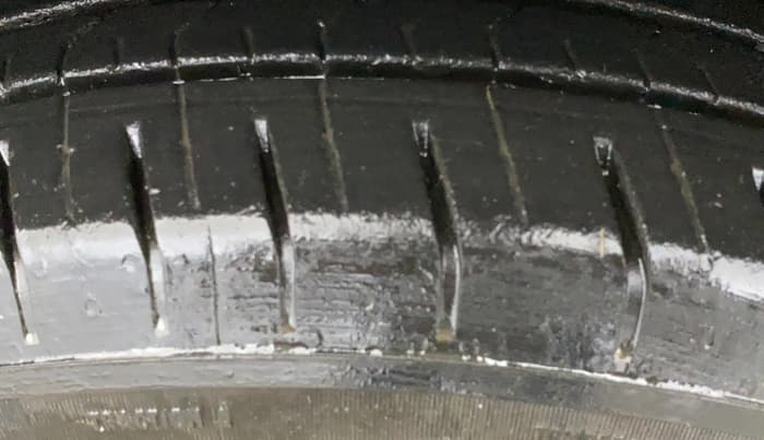 2022 Hyundai VENUE S(O) 1.2, Petrol, Manual, 13,781 km, Left Front Tyre Tread