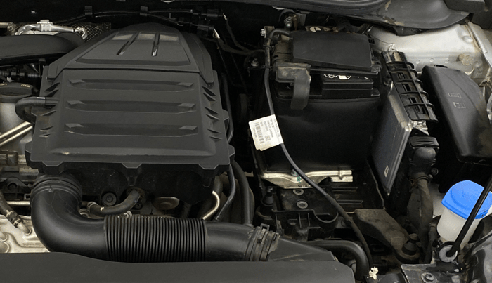 2025 Volkswagen VIRTUS COMFORTLINE TSI 1.0 MT, Petrol, Manual, 1,767 km, Engine View - Left