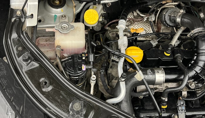 2022 Nissan MAGNITE XV TURBO CVT, Petrol, Automatic, 20,805 km, Engine View - Right