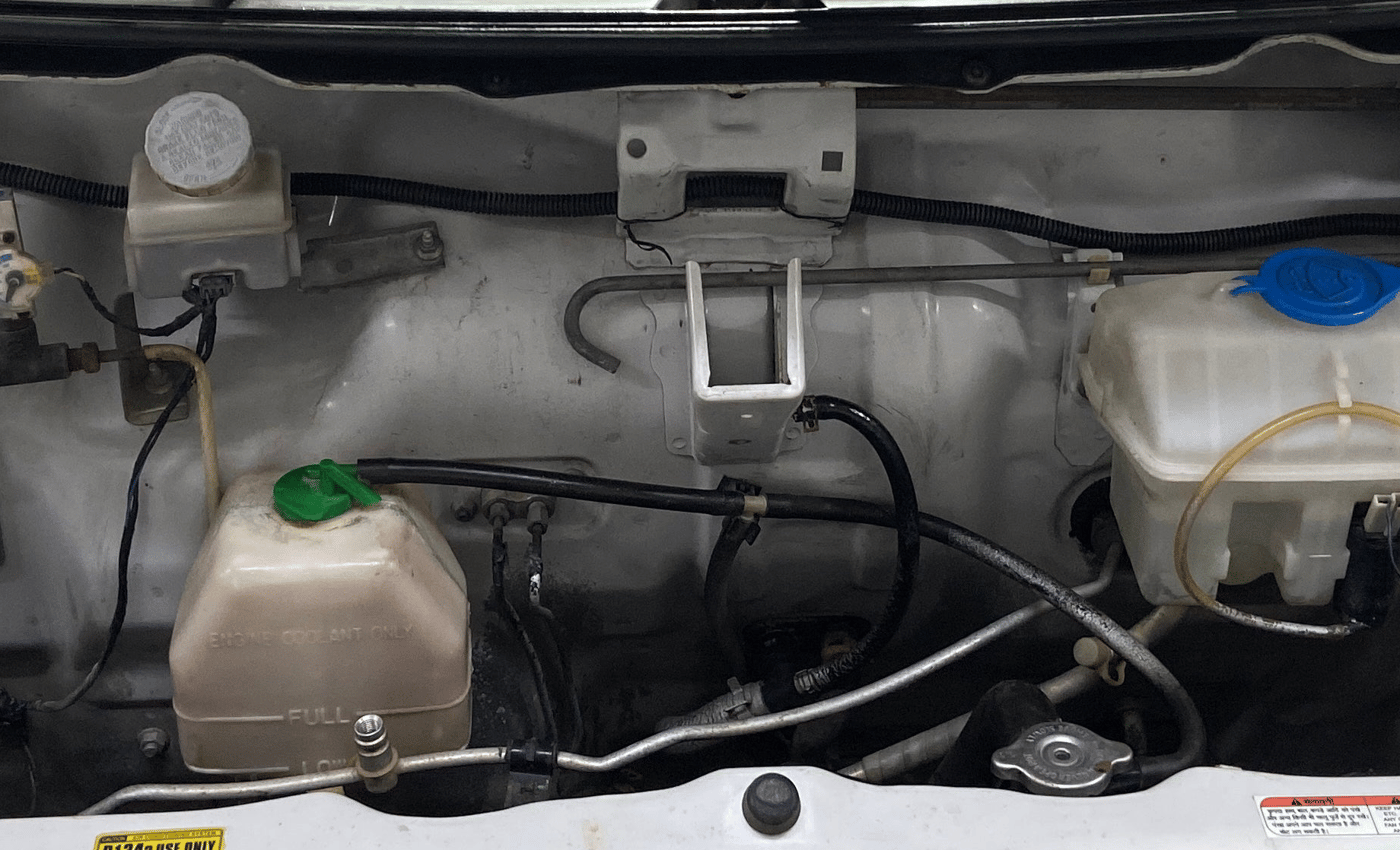 2014 Maruti Eeco 5 STR WITH A/C+HTR, CNG, Manual, 72,344 km, Engine View