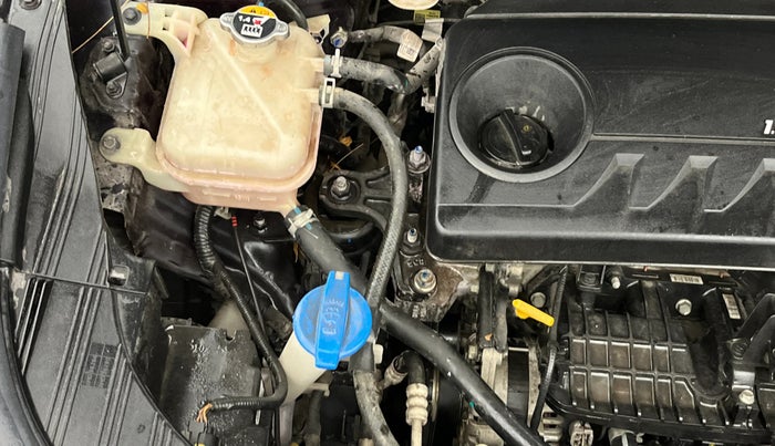 2022 KIA CARENS LUXURY PLUS 1.4 PETROL DCT 7 STR, Petrol, Automatic, 23,657 km, Engine View - Right