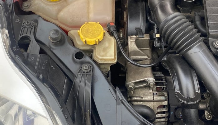 2014 Ford Figo ZXI 1.2 PETROL, Petrol, Manual, 1,20,834 km, Engine View - Right