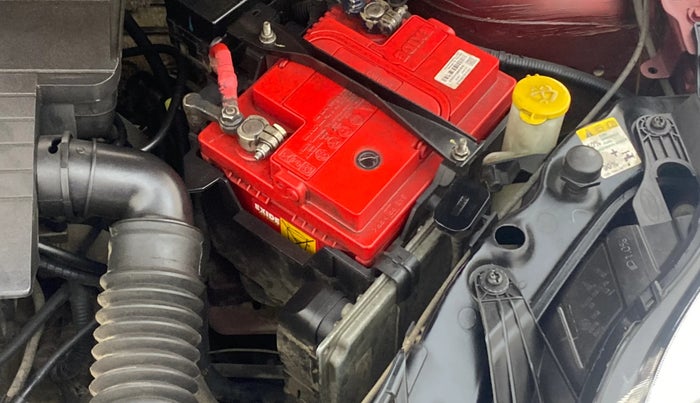 2014 Ford Figo ZXI 1.2 PETROL, Petrol, Manual, 1,20,834 km, Engine View - Left