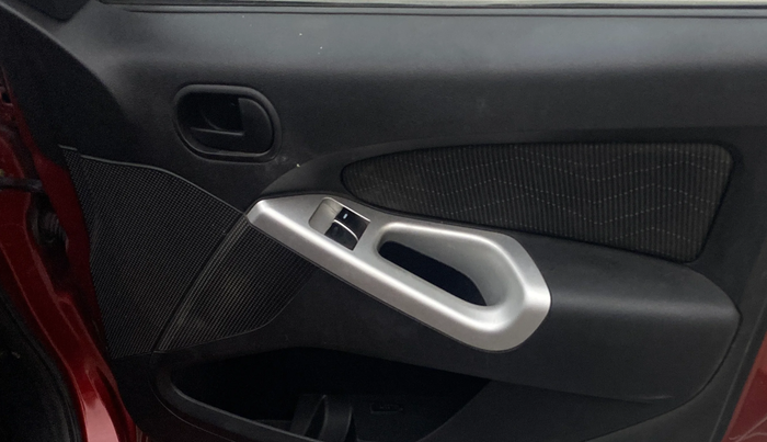 2014 Ford Figo ZXI 1.2 PETROL, Petrol, Manual, 1,20,834 km, Driver Side Door Panels Control