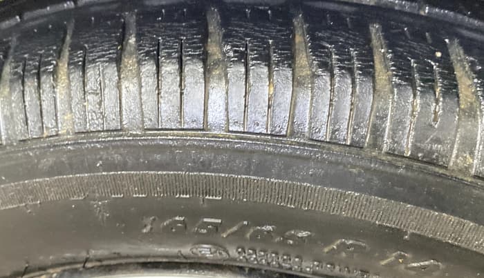 2014 Hyundai Xcent S 1.2, Petrol, Manual, 32,025 km, Right Rear Tyre Tread