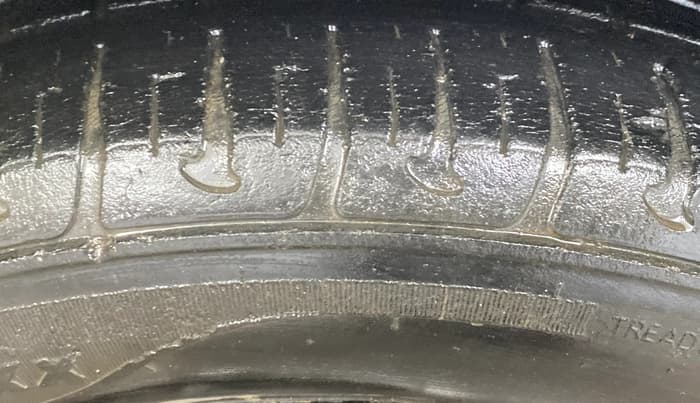 2014 Hyundai Xcent S 1.2, Petrol, Manual, 32,025 km, Left Rear Tyre Tread