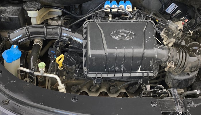 2014 Hyundai i10 SPORTZ 1.2, CNG, Manual, 86,107 km, Engine View - Right