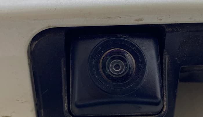 2023 Mahindra XUV300 W8 (O) 1.2 PETROL, Petrol, Manual, 34,807 km, Parking Camera
