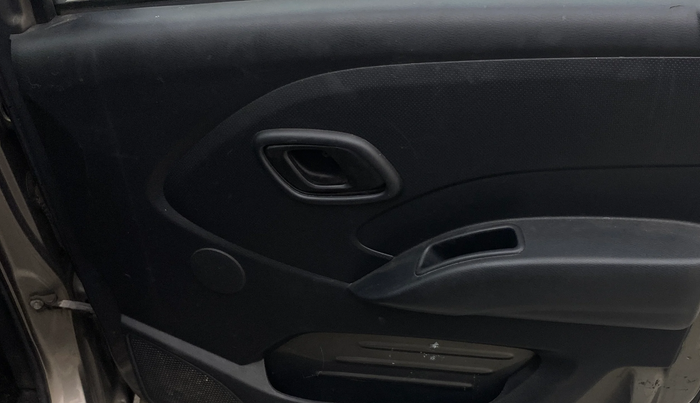 2017 Datsun Redi Go T (O), Petrol, Manual, 77,322 km, Driver Side Door Panels Control