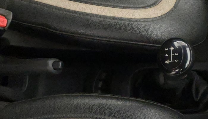 2018 Maruti Wagon R 1.0 LXI CNG, CNG, Manual, 95,321 km, Gear Lever