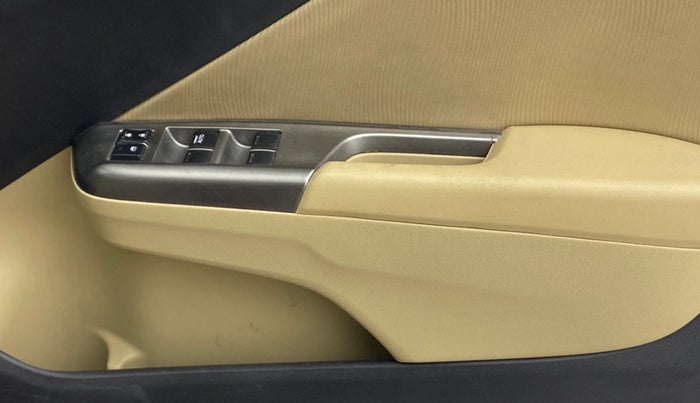 2016 Honda City 1.5L I-VTEC V MT, Petrol, Manual, 97,010 km, Driver Side Door Panels Control