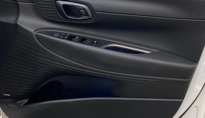 2021 Hyundai NEW I20 ASTA (O) 1.2 MT, Petrol, Manual, 13,491 km, Driver Side Door Panels Control