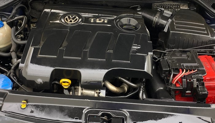 2015 Volkswagen Polo COMFORTLINE 1.5L, Diesel, Manual, 75,370 km, Engine View