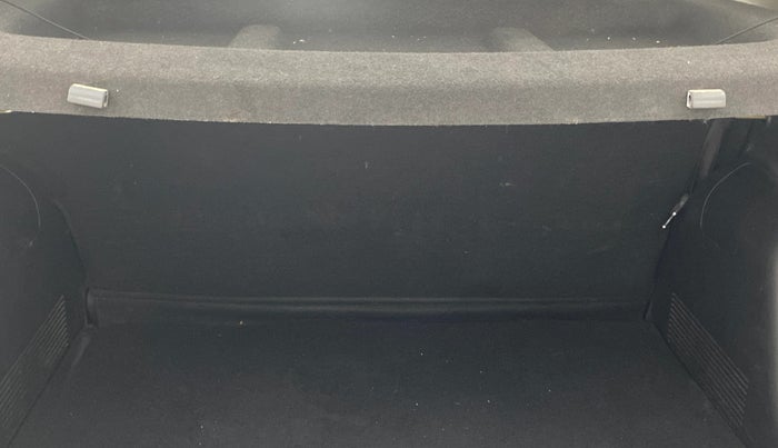 2020 KIA SONET HTK PLUS 1.5, Diesel, Manual, 59,047 km, Boot Inside