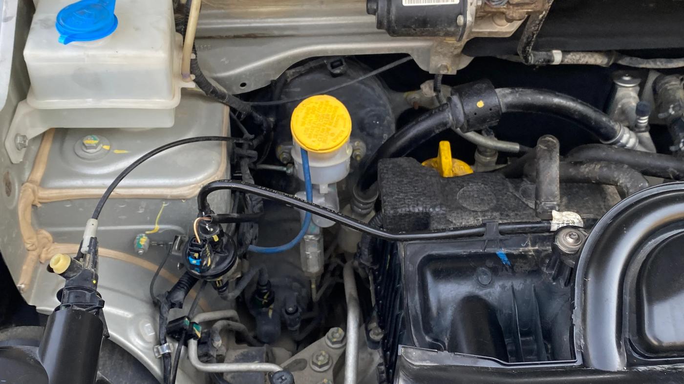 2018 Renault Kwid RXT 1.0 (O), Petrol, Manual, 30,087 km, Engine View - Right