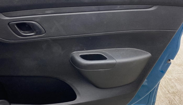 2019 Renault Kwid RXL, Petrol, Manual, 34,114 km, Driver Side Door Panels Control