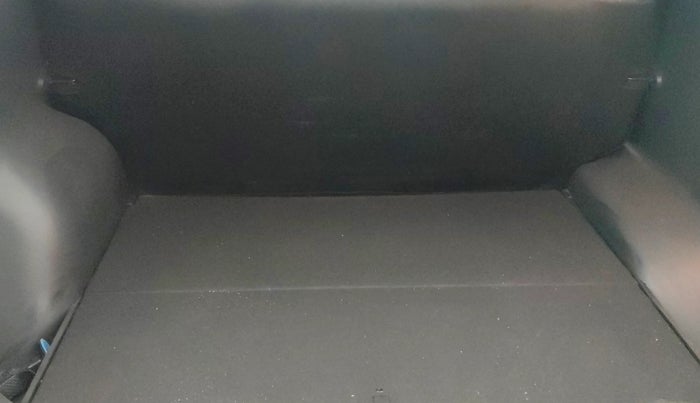 2018 Hyundai Creta E PLUS 1.6 PETROL, Petrol, Manual, 57,837 km, Boot Inside