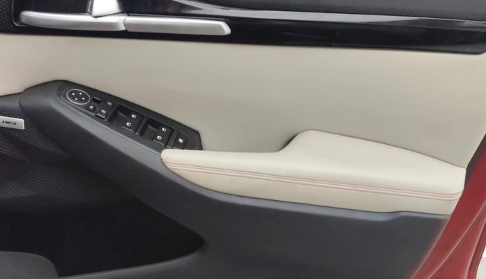 2020 KIA SELTOS GTX PLUS DCT 1.4 PETROL, Petrol, Automatic, 48,761 km, Driver Side Door Panels Control