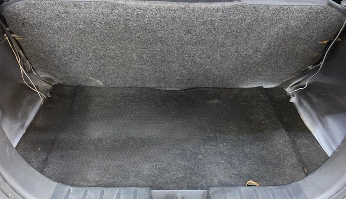 2017 Maruti Alto 800 LXI, Petrol, Manual, 76,942 km, Boot Inside