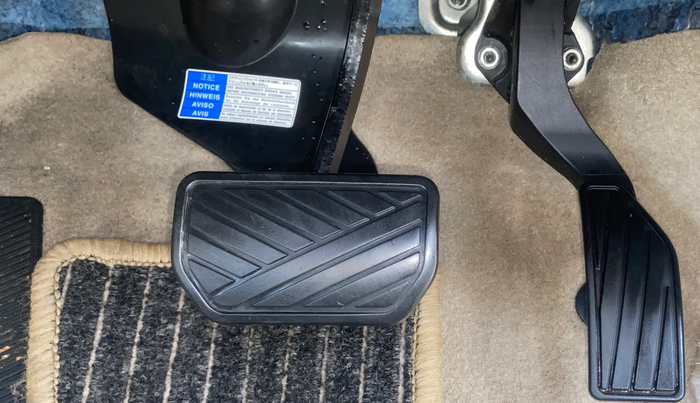 2019 Maruti Ciaz ALPHA  AT 1.5 SHVS PETROL, Petrol, Automatic, 26,699 km, Pedals