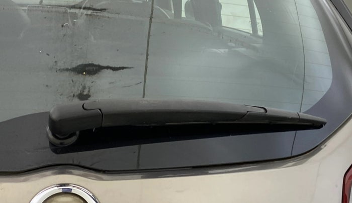 2019 Nissan Kicks XV 1.5, Petrol, Manual, 50,014 km, Rear Wiper