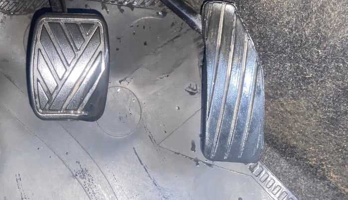 2014 Maruti Wagon R 1.0 VXI, Petrol, Manual, 67,220 km, Pedals