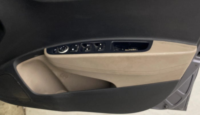 2017 Hyundai Grand i10 ASTA 1.2 KAPPA VTVT, Petrol, Manual, 41,793 km, Driver Side Door Panels Control