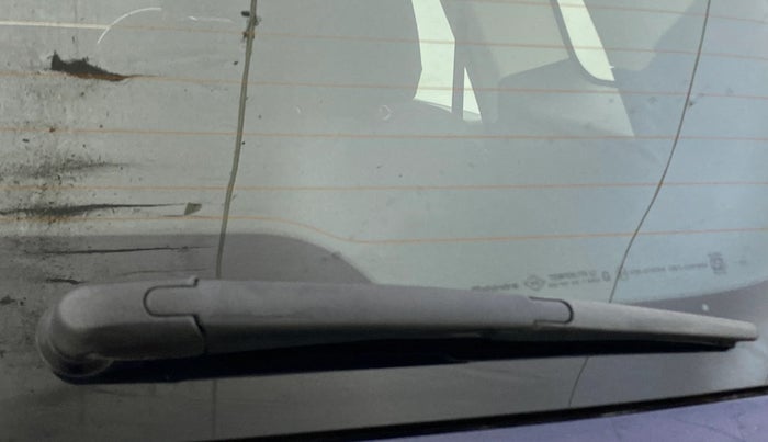 2022 Mahindra XUV700 AX 5 P AT 5 STR, Petrol, Automatic, 32,275 km, Rear Wiper