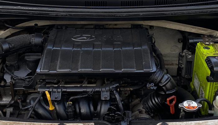 2015 Hyundai Grand i10 ASTA AT 1.2 KAPPA VTVT, Petrol, Automatic, 30,808 km, Engine View