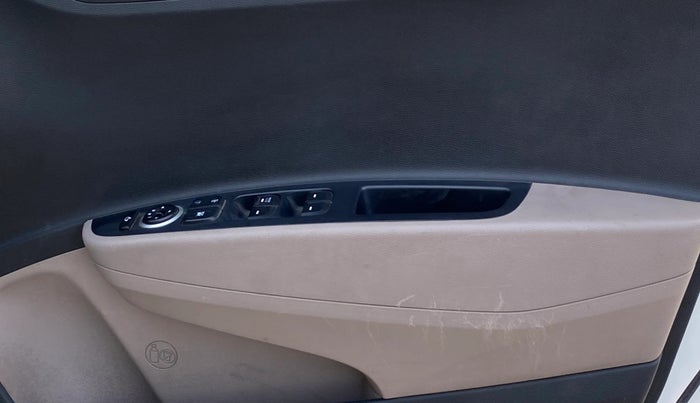 2015 Hyundai Grand i10 ASTA AT 1.2 KAPPA VTVT, Petrol, Automatic, 30,808 km, Driver Side Door Panels Control