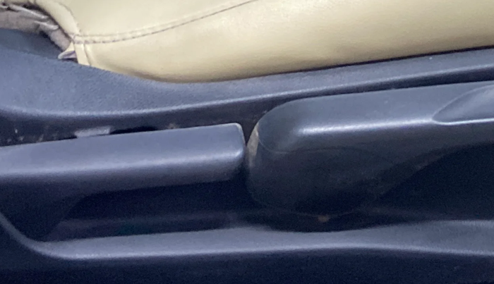 2019 Honda Civic 1.8L I-VTEC V CVT, Petrol, Automatic, 1,09,337 km, Driver Side Adjustment Panel