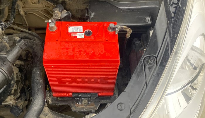 2015 Hyundai i10 SPORTZ 1.1, Petrol, Manual, 71,758 km, Engine View - Left