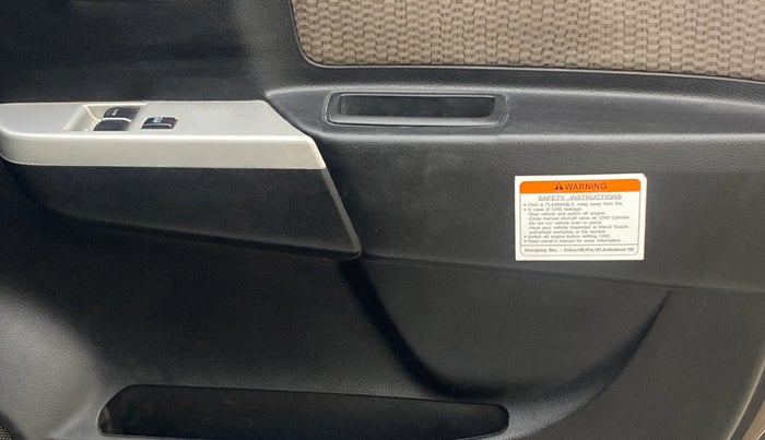 2013 Maruti Wagon R 1.0 LXI CNG, CNG, Manual, 77,933 km, Driver Side Door Panels Control