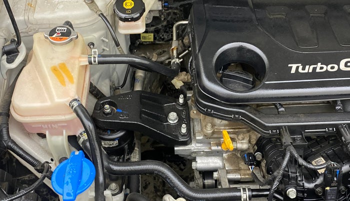 2022 Hyundai VENUE S (O) 1.0 Turbo Petrol DCT, Petrol, Automatic, 20,476 km, Engine View - Right