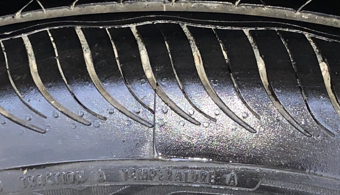 2021 Maruti S Cross ZETA AT 1.5, Petrol, Automatic, 67,080 km, Right Rear Tyre Tread