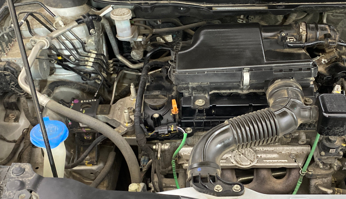 2022 Maruti Grand Vitara ALPHA SMART HYBRID ALLGRIP DUAL TONE, Petrol, Manual, 46,462 km, Engine View - Right