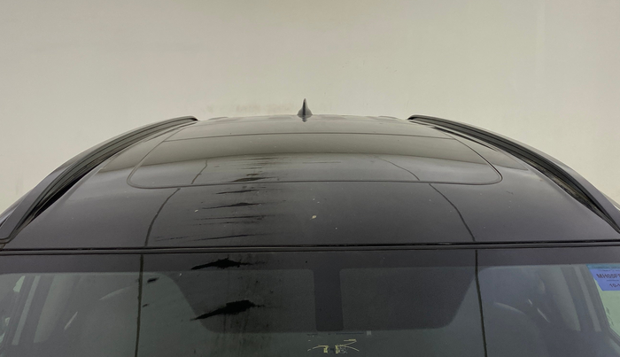 2022 Maruti Grand Vitara ALPHA SMART HYBRID ALLGRIP DUAL TONE, Petrol, Manual, 46,462 km, Moonroof/ Sunroof