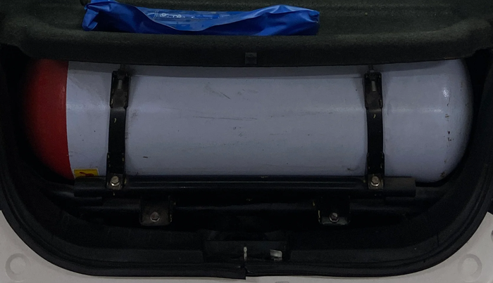 2016 Maruti Wagon R 1.0 LXI CNG, CNG, Manual, 67,609 km, Boot Inside