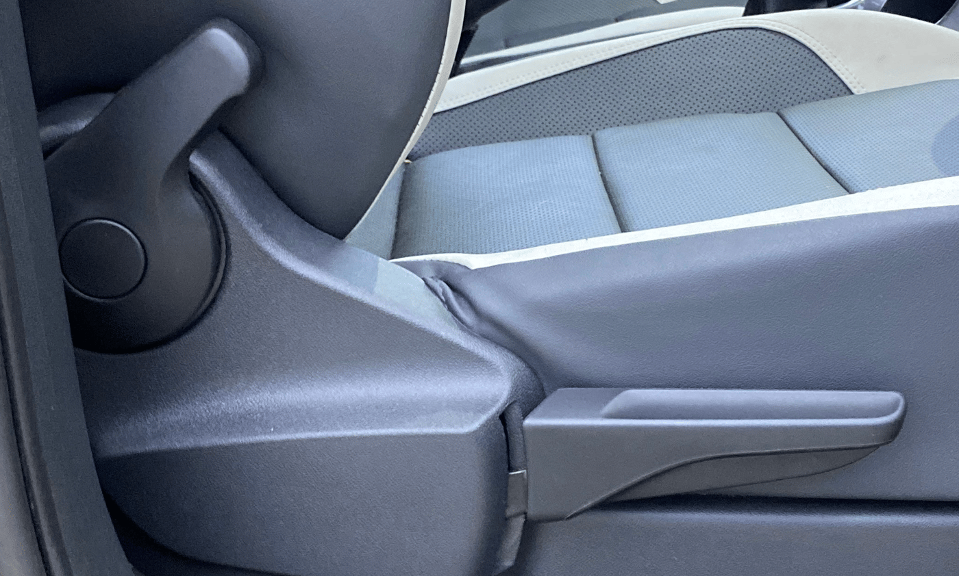 2022 Volkswagen TAIGUN TOPLINE 1.0 TSI MT, Petrol, Manual, 6,611 km, Driver Side Adjustment Panel