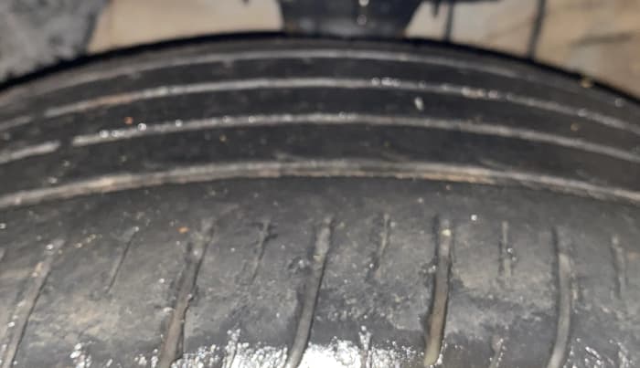 2022 MG ASTOR SHARP 1.5 MT, Petrol, Manual, 62,976 km, Left Front Tyre Tread