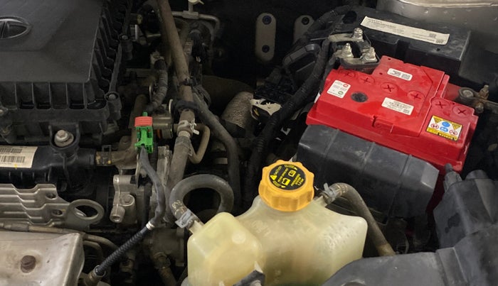 2018 Tata NEXON XM PETROL, Petrol, Manual, 33,956 km, Engine View - Left