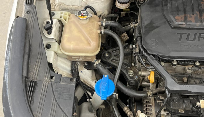 2023 KIA CARENS  PRESTIGE PLUS 1.5 TURBO PETROL DCT 7 STR, Petrol, Automatic, 1,09,018 km, Engine View - Right