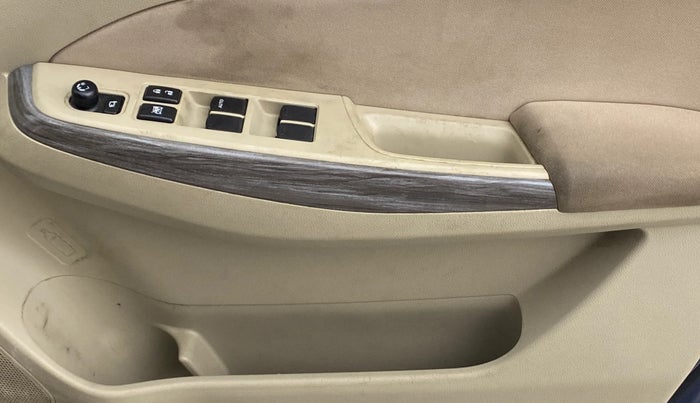 2022 Maruti Dzire ZXI Plus AMT, Petrol, Automatic, 98,910 km, Driver Side Door Panels Control