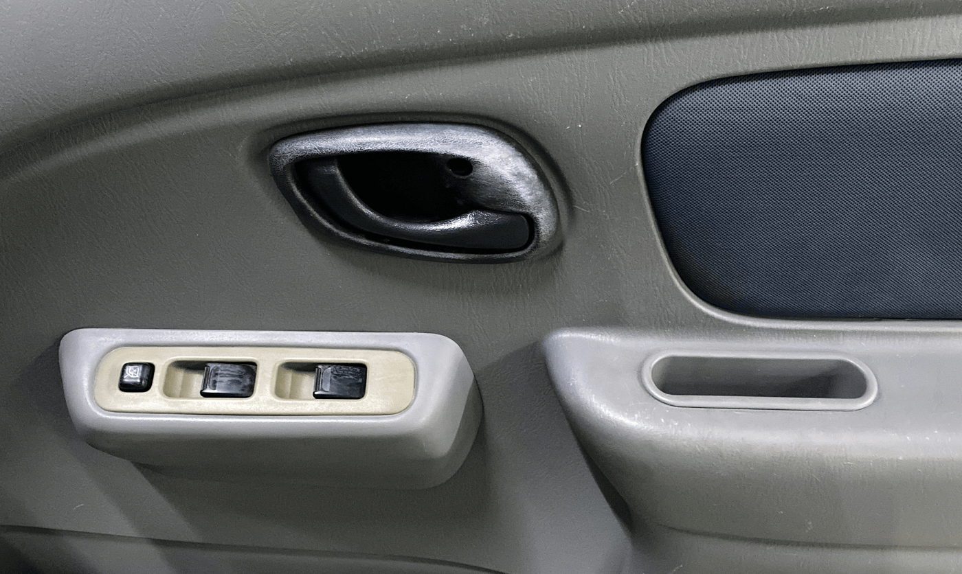2014 Maruti Alto K10 VXI, Petrol, Manual, 46,518 km, Driver Side Door Panels Control