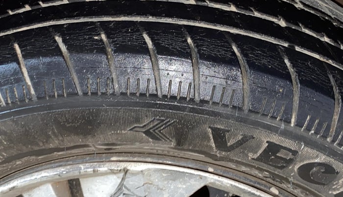 2020 Honda Amaze 1.2L I-VTEC S, Petrol, Manual, 41,382 km, Left Front Tyre Tread