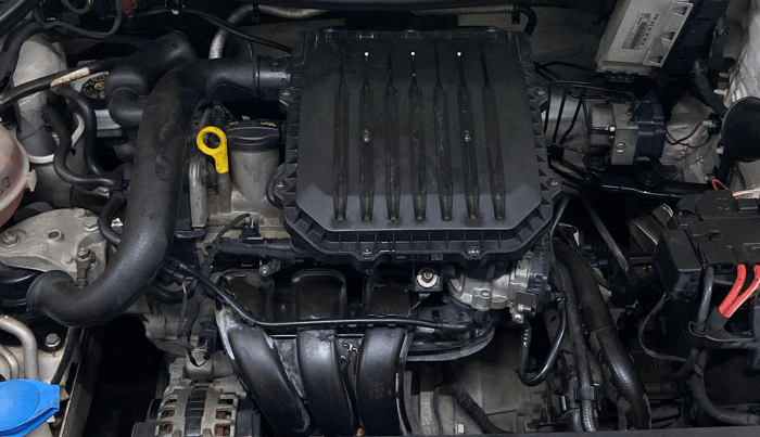 2019 Volkswagen Polo TRENDLINE 1.0L, Petrol, Manual, 59,454 km, Engine View