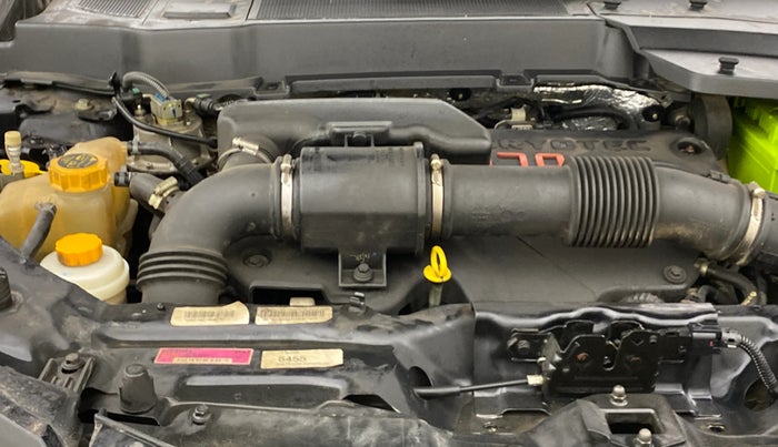 2022 Tata Harrier XZA PLUS 2.0L, Diesel, Automatic, 89,355 km, Engine View - Right