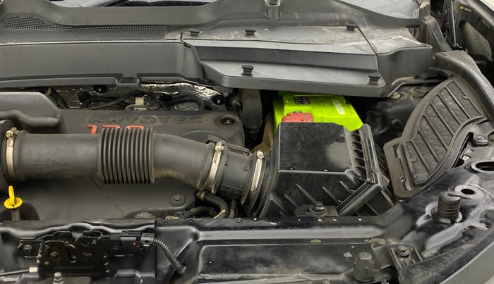 2022 Tata Harrier XZA PLUS 2.0L, Diesel, Automatic, 89,355 km, Engine View - Left