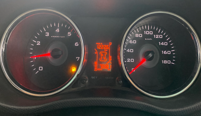 2015 Mahindra TUV300 T8, Diesel, Manual, 70,354 km, Odometer Image